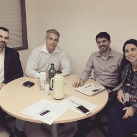 Quatro pessoas